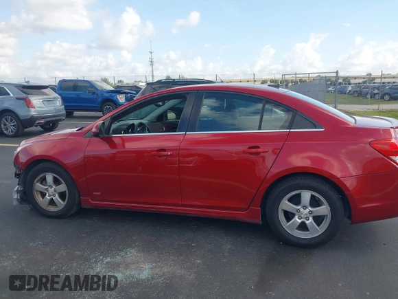 2014 Chevrolet Cruze 1LT z VIN 1G1PC5SB6E7246477, wystawiony jako IAAI lot #42550598 z przebiegiem 98 813 mil mil oraz . Historia ofert i sprzedaży dostępna na DreamBid. Obrazek 15.