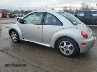 2000 Volkswagen Beetle GLS z VIN 3VWCD21C2YM409242, wystawiony jako Copart lot #46658435 z przebiegiem 90 038 mil mil oraz Szkoda całkowita • Salvage title. Historia ofert i sprzedaży dostępna na DreamBid. Obrazek 2.