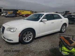 2018 Chrysler 300 Touring z VIN 2C3CCAAG8JH278149, wystawiony jako Copart lot #51576485 z przebiegiem 49 433 mil mil oraz Szkoda całkowita • Salvage title. Historia ofert i sprzedaży dostępna na DreamBid. Obrazek 1.