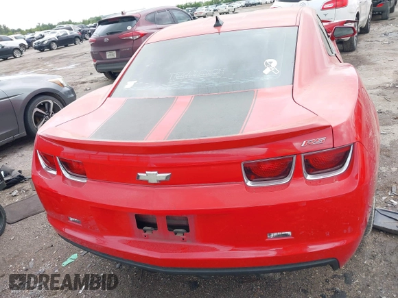 2010 Chevrolet Camaro 1LT z VIN 2G1FB1EV5A9104868, wystawiony jako IAAI lot #42206793 z przebiegiem 200 451 mil mil oraz . Historia ofert i sprzedaży dostępna na DreamBid. Obrazek 16.