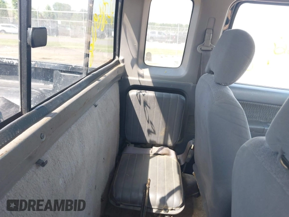 1999 Nissan Frontier XE with VIN 1N6ED26Y4XC315134, listed as a IAAI auction lot 42586918 with 216,939 mi miles and . Bid and sale history available at DreamBid. Image 8.