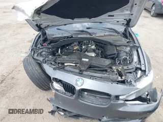 2015 BMW 3 Series 328i xDrive с VIN WBA3B5G53FNS20635, выставлен на аукционе IAAI как лот 42744509 с пробегом Не указан миль и . История ставок и продаж доступна на DreamBid. Изображение 10.