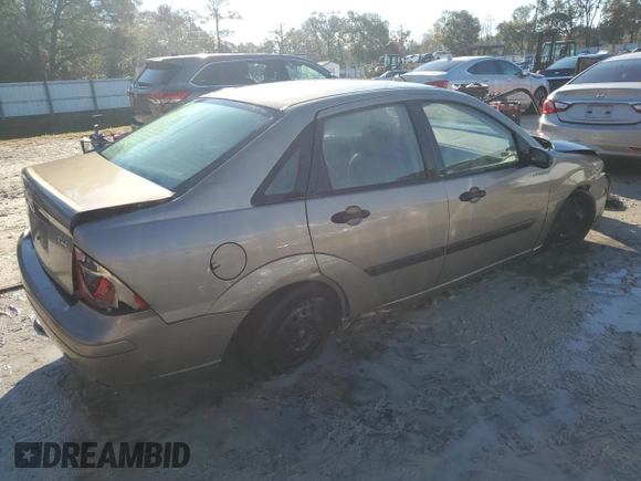 2005 Ford Focus S with VIN 1FAFP34N65W131571, listed as a Copart auction lot 48655765 with 252,994 mi miles and Non Repairable. Bid and sale history available at carsss.com. Image 3.