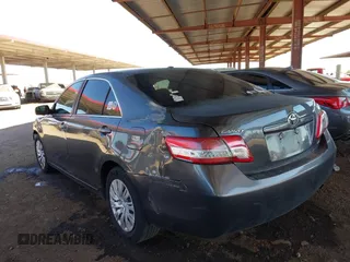 2011 Toyota Camry LE with VIN 4T1BF3EK1BU195858, listed as a IAAI auction lot 41682572 with 189,353 mi miles. Bid and sale history available at carsss.com. Image 3.