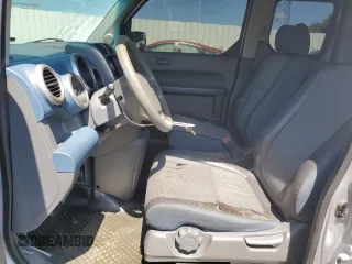 2003 Honda Element EX z VIN 5J6YH28583L035020, wystawiony jako Copart lot #59099135 z przebiegiem 211 691 mil mil oraz Czysty tytuł • Clean title. Historia ofert i sprzedaży dostępna na DreamBid. Obrazek 7.