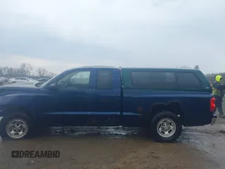 2007 Dodge Dakota ST z VIN 1D7HE22K77S181214, wystawiony jako IAAI lot #41911600 z przebiegiem 156 393 mil mil oraz . Historia ofert i sprzedaży dostępna na DreamBid. Obrazek 15.