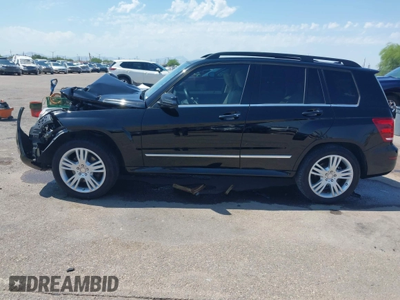 2013 Mercedes-Benz GLK 350 z VIN WDCGG5HB5DG077063, wystawiony jako IAAI lot #39858001 z przebiegiem 42 583 mil mil oraz . Historia ofert i sprzedaży dostępna na DreamBid. Obrazek 15.
