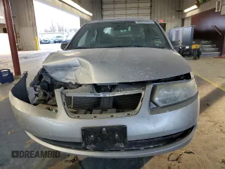 2005 Saturn ION ION 1 z VIN 1G8AG52F95Z156310, wystawiony jako Copart lot #83634554 z przebiegiem 143 420 mil mil oraz Szkody całkowita. Historia ofert i sprzedaży dostępna na DreamBid. Obrazek 5.