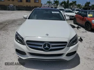 2015 Mercedes-Benz C 300 Luxury with VIN 55SWF4KB8FU050703, listed as a Copart auction lot 65587985 with 61,346 mi miles and Clean title. Bid and sale history available at DreamBid. Image 5.