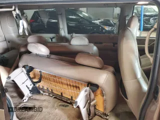 2000 Chevrolet Astro with VIN 1GNDM19W9YB201177, listed as a Copart auction lot 76337184 with 159,661 mi miles and Clean Title. Bid and sale history available at carsss.com. Image 11.