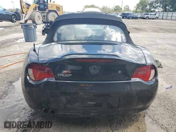 2006 BMW Z4 3.0si with VIN 4USBU53546LX01823, listed as a Copart auction lot 45372015 with 0 mi miles and Non Repairable. Bid and sale history available at carsss.com. Image 6.
