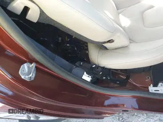 2016 Ford Fusion Titanium Hybrid with VIN 3FA6P0RU8GR127140, listed as a IAAI auction lot 41750405 with 110,861 mi miles. Bid and sale history available at carsss.com. Image 22.