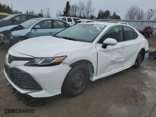 2018 Toyota Camry LE with VIN 4T1B11HK4JU503134, listed as a Copart auction lot 49000265 with 86,358 mi miles and Salvage Title. Bid and sale history available at carsss.com. Image 1.