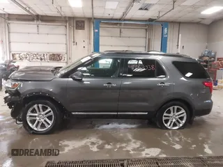 2017 Ford Explorer Limited z VIN 1FM5K8F81HGD73624, wystawiony jako IAAI lot #41982038 z przebiegiem 115 771 mil mil oraz . Historia ofert i sprzedaży dostępna na DreamBid. Obrazek 15.