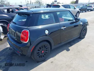2020 MINI Hardtop Cooper S with VIN WMWXR5C07L2M39862, listed as a IAAI auction lot 42437482 with 39,336 mi miles and . Bid and sale history available at DreamBid. Image 4.