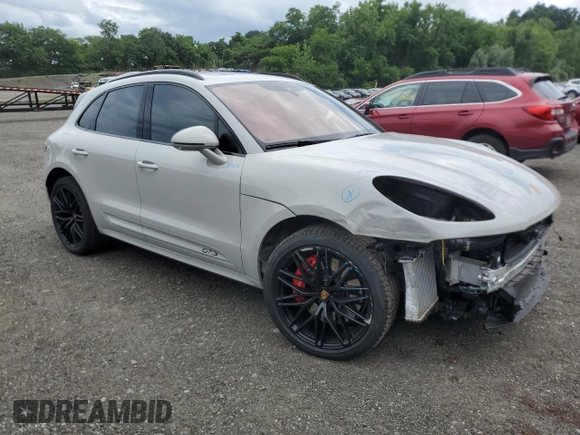 2023 Porsche Macan GTS z VIN WP1AF2A50PLB56233, wystawiony jako Copart lot #61933415 z przebiegiem 16 184 mil mil oraz Szkoda całkowita • Salvage title. Historia ofert i sprzedaży dostępna na DreamBid. Obrazek 4.