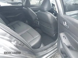 2019 Nissan Altima 2.5 Platinum with VIN 1N4BL4FW5KC194471, listed as a IAAI auction lot 41921471 with 28,313 mi miles. Bid and sale history available at carsss.com. Image 8.