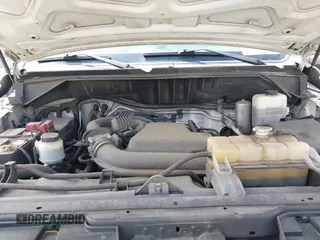2018 Nissan NV Cargo S z VIN 1N6BF0KM7JN808869, wystawiony jako IAAI lot #42091339 z przebiegiem 242 385 mil mil oraz . Historia ofert i sprzedaży dostępna na DreamBid. Obrazek 10.