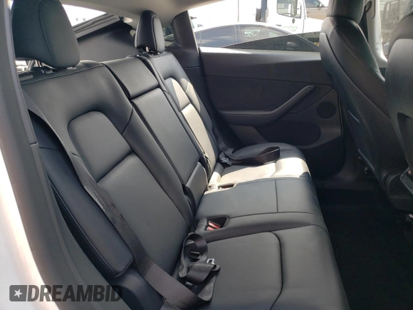 2022 Tesla Model Y Performance with VIN 7SAYGDEF6NF493231, listed as a Copart auction lot 52336284 with 37,116 mi miles and Salvage title. Bid and sale history available at DreamBid. Image 11.
