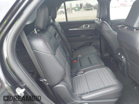 2025 Ford Explorer ST-Line with VIN 1FMUK8KH0SGB82737, listed as a IAAI auction lot 42688178 with 1,333 mi miles and . Bid and sale history available at DreamBid. Image 8.