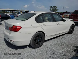 2013 BMW 3 Series 320i z VIN WBA3B1C57DK128974, wystawiony jako Copart lot #58858745 z przebiegiem Nie podano mil oraz Czysty tytuł • Clean title. Historia ofert i sprzedaży dostępna na DreamBid. Obrazek 3.