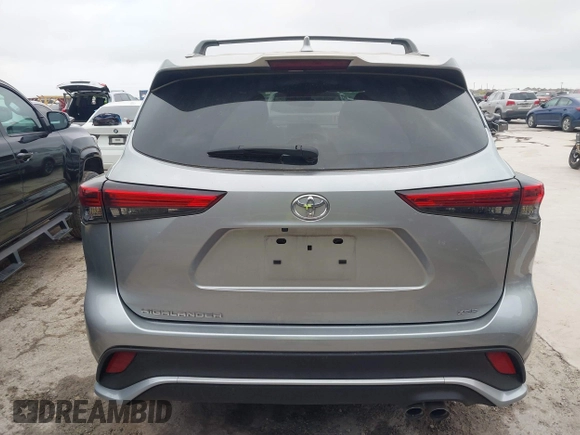 2023 Toyota Highlander L with VIN 5TDKDRAH5PS527304, listed as a IAAI auction lot 42062249 with 20,950 mi miles and . Bid and sale history available at DreamBid. Image 16.
