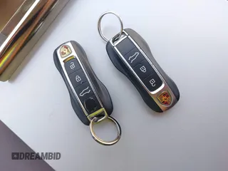 2021 Porsche Cayenne z VIN WP1AA2AY2MDA07529, wystawiony jako IAAI lot #41408743 z przebiegiem Nie podano mil oraz . Historia ofert i sprzedaży dostępna na DreamBid. Obrazek 11.