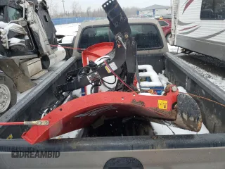2004 Ford F-350 XL z VIN 1FTSW31P74EB59689, wystawiony jako Copart lot #87101184 z przebiegiem 240 134 mil mil oraz Szkoda całkowita • Salvage title. Historia ofert i sprzedaży dostępna na DreamBid. Obrazek 12.