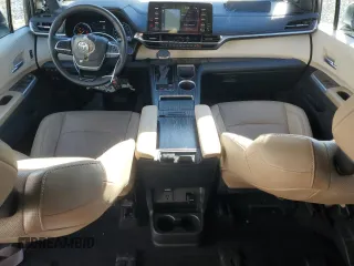 2021 Toyota Sienna Limited with VIN 5TDZSKFC5MS005700, listed as a Copart auction lot 87312734 with 46,623 mi miles and Salvage Title. Bid and sale history available at DreamBid. Image 8.