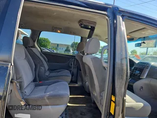 2008 Toyota Sienna CE with VIN 5TDZK23C88S167413, listed as a Copart auction lot 56776805 with 189,032 mi miles and Clean Title. Bid and sale history available at DreamBid. Image 6.