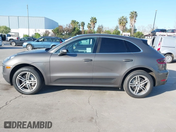 2015 Porsche Macan S with VIN WP1AB2A53FLB54910, listed as a IAAI auction lot 41990015 with 95,038 mi miles and . Bid and sale history available at DreamBid. Image 14.
