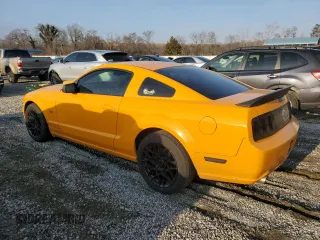 2007 Ford Mustang GT Deluxe with VIN 1ZVFT82HX75259446, listed as a Copart auction lot 43974115 with 129,547 mi miles and Salvage Title. Bid and sale history available at carsss.com. Image 2.