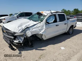 2024 Chevrolet Colorado 2WD Work Truck z VIN 1GCGSBEC6R1234447, wystawiony jako Copart lot #52697055 z przebiegiem Nie podano mil oraz Nie do naprawy • Non repairable. Historia ofert i sprzedaży dostępna na DreamBid. Obrazek 1.