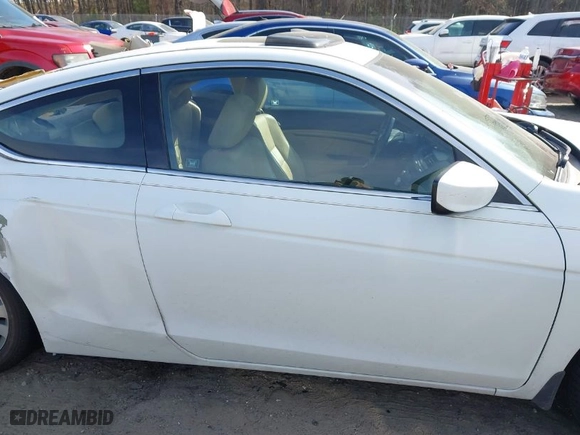 2011 Honda Accord Cpe EX-L with VIN 1HGCS1B87BA009860, listed as a IAAI auction lot 41655633 with NaN miles. Bid and sale history available at carsss.com. Image 13.