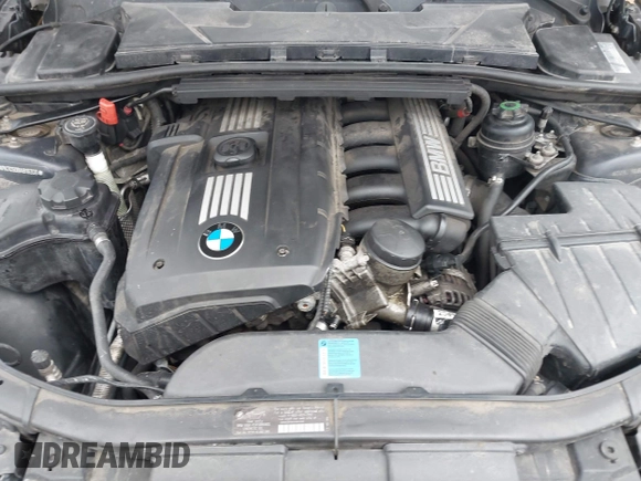2011 BMW 3 Series 328i xDrive with VIN WBAPK7C50BA816306, listed as a IAAI auction lot 41950040 with 243,166 mi miles. Bid and sale history available at carsss.com. Image 10.