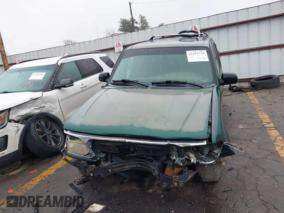 2000 Ford Explorer XLT с VIN 1FMZU63P9YUB63432, выставлен на аукционе IAAI как лот 41553738 с пробегом 332 946 миль миль и . История ставок и продаж доступна на DreamBid. Изображение 12.