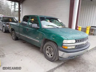 1999 Chevrolet Silverado 1500 LS with VIN 2GCEC19V7X1178424, listed as a IAAI auction lot 41348038 with 409,178 mi miles. Bid and sale history available at carsss.com. Image 1.
