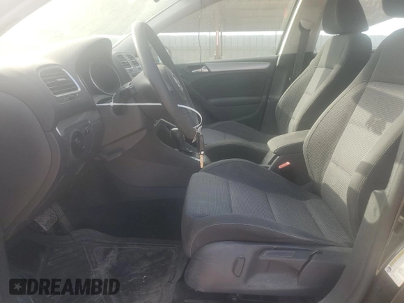 2013 Volkswagen Golf с VIN WVWDB7AJ3DW126836, выставлен на аукционе Copart как лот 68328644 с пробегом 151 670 миль миль и Списание • Salvage title. История ставок и продаж доступна на DreamBid. Изображение 7.