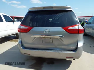 2016 Toyota Sienna XLE with VIN 5TDYK3DC5GS763674, listed as a IAAI auction lot 42035115 with 133,120 mi miles. Bid and sale history available at carsss.com. Image 16.