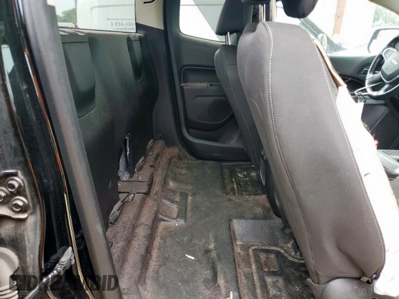 2021 Chevrolet Colorado 2WD LT z VIN 1GCHSCEA2M1277989, wystawiony jako Copart lot #57469175 z przebiegiem 77 036 mil mil oraz Czysty tytuł • Clean title. Historia ofert i sprzedaży dostępna na DreamBid. Obrazek 10.