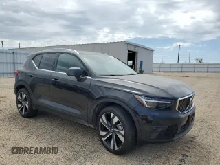 2024 Volvo XC40 Plus Bright Theme with VIN YV4L12UE4R2366179, listed as a Copart auction lot 56550015 with 863 mi miles and Salvage title. Bid and sale history available at DreamBid. Image 4.