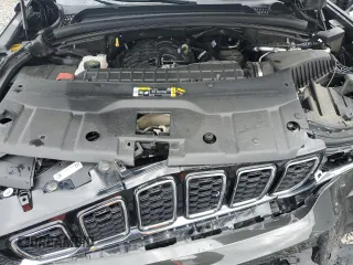 2023 Jeep Grand Cherokee Limited z VIN 1C4RJKBG8P8728476, wystawiony jako Copart lot #57998385 z przebiegiem 21 440 mil mil oraz Szkoda całkowita • Salvage title. Historia ofert i sprzedaży dostępna na DreamBid. Obrazek 12.