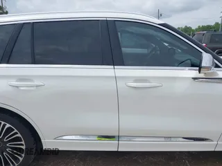 2022 Lincoln Aviator Black Label z VIN 5LM5J9XC9NGL11344, wystawiony jako IAAI lot #42131541 z przebiegiem 36 795 mil mil oraz . Historia ofert i sprzedaży dostępna na DreamBid. Obrazek 14.