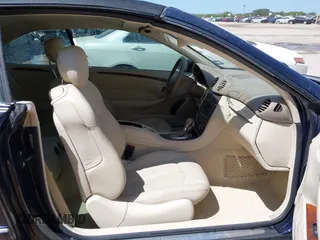 2009 Mercedes-Benz CLK 350 with VIN WDBTK56F69T109623, listed as a IAAI auction lot 42692297 with 111,140 mi miles and . Bid and sale history available at DreamBid. Image 5.
