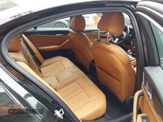 2018 BMW 5 Series 540i xDrive with VIN WBAJE7C58JG891098, listed as a IAAI auction lot 42331320 with 55,172 mi miles and . Bid and sale history available at DreamBid. Image 8.
