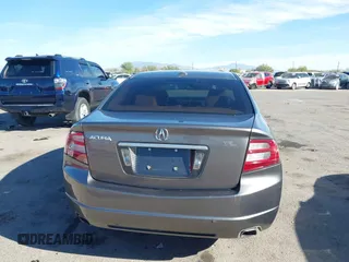 2008 Acura TL with VIN 19UUA66268A008704, listed as a IAAI auction lot 40993808 with 139,654 mi miles. Bid and sale history available at carsss.com. Image 17.