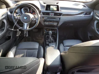 2018 BMW X2 xDrive28i z VIN WBXYJ5C31JEF78489, wystawiony jako Copart lot #56519905 z przebiegiem 37 114 mil mil oraz Szkoda całkowita • Salvage title. Historia ofert i sprzedaży dostępna na DreamBid. Obrazek 8.
