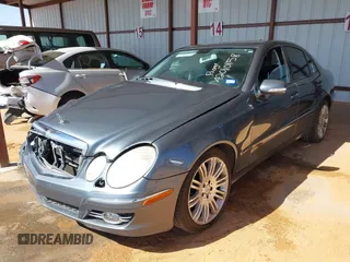 2007 Mercedes-Benz E 350 z VIN WDBUF56X37B105789, wystawiony jako IAAI lot #42010158 z przebiegiem Nie podano mil oraz . Historia ofert i sprzedaży dostępna na DreamBid. Obrazek 17.