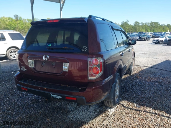 2008 Honda Pilot EX-L with VIN 5FNYF28598B011282, listed as a IAAI auction lot 42000822 with 229,046 mi miles. Bid and sale history available at carsss.com. Image 4.