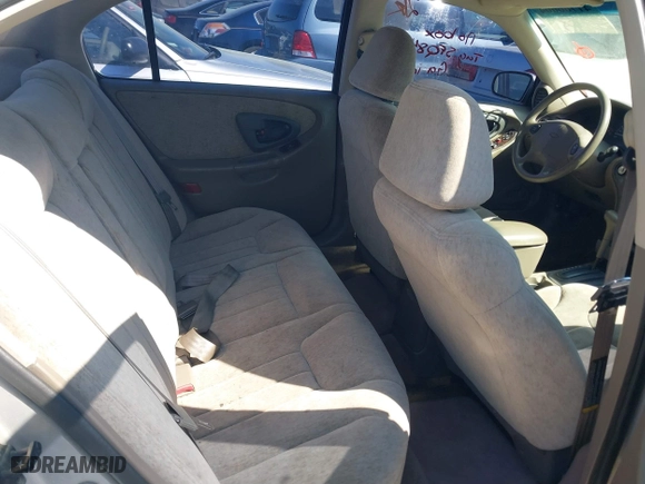 1997 Chevrolet Malibu LS with VIN 1G1NE52M8VY107867, listed as a IAAI auction lot 41766004 with 165,647 mi miles. Bid and sale history available at carsss.com. Image 8.